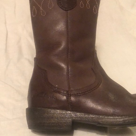 Boots - Picture 4 of 4